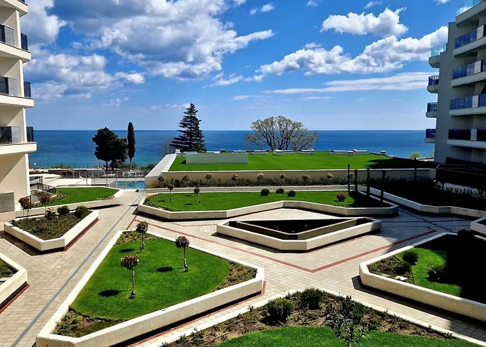 Sea View -10 Min To -weekend Access -garage Incl Lejlighed Varna