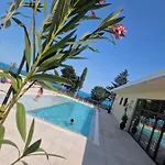 Sea View -10 Min To - Pool -garage Incl Апартамент Варна