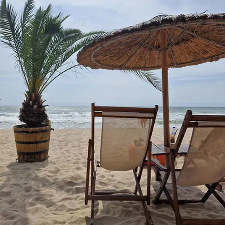 Sea View -10 Min To Beach -Weekend Spa Access -Garage Incl Varna