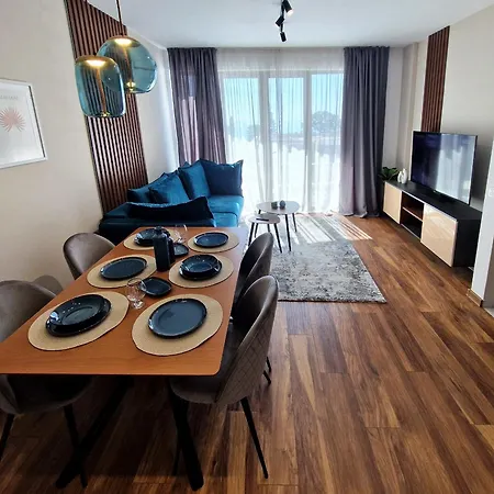 Sea View -10 Min To Beach -Weekend Spa Access -Garage Incl Appartement Varna