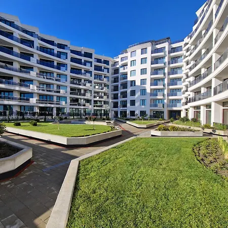 Sea Line Apartment