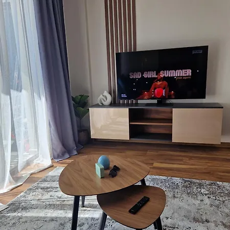 Sea View -10 Min To Beach -Weekend Spa Access -Garage Incl Varna