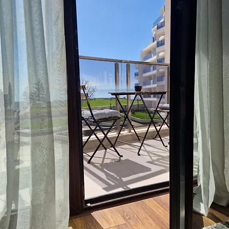 Sea View -10 Min To Beach -Weekend Spa Access -Garage Incl Appartement Varna