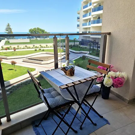 Sea View -10 Min To Beach -Weekend Spa Access -Garage Incl * Varna