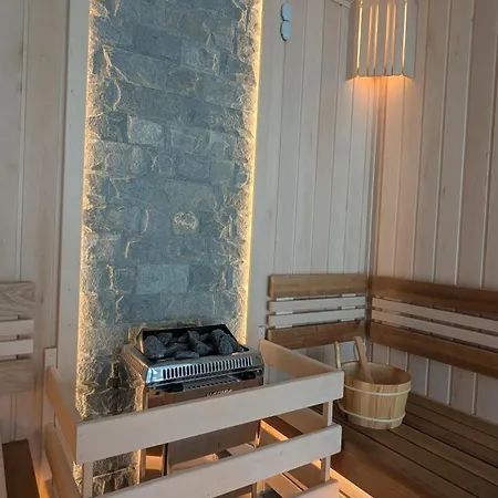 Apartament Sea View -10 Min To - Pool -garage Incl Warna