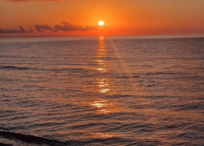 Sea View -10 Min To -weekend Access -garage Incl ヴァルナ